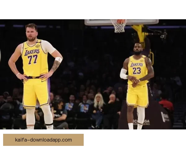 力压KD文班东契奇单月600分再夺大奖詹姆斯转发海报高调祝贺